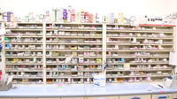コスモファーマ薬局大新店の薬棚