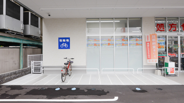 ウォンツJA広島総合病院前薬局の駐輪場