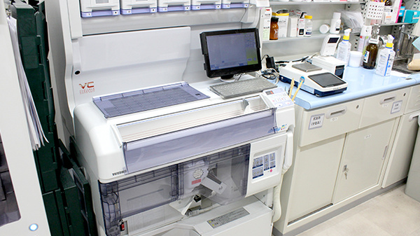 あけぼの薬局　カメイドクロック店の調剤器具