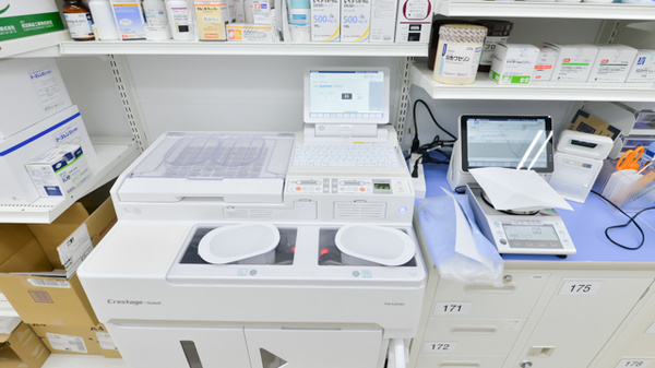 薬局くすりの福太郎　船橋古作店の調剤器具