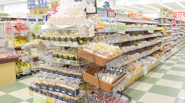 コスモス調剤薬局　多肥上町店のイーストフード