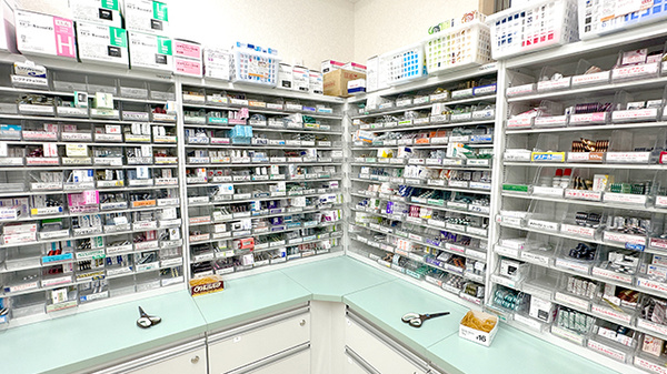 中央薬局宿根店の薬棚