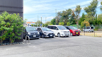 にょいさる調剤薬局の駐車場