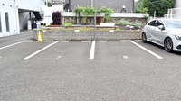 しんわ薬局稲城店の駐車場