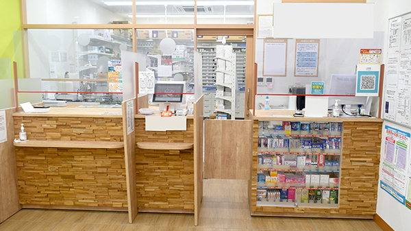 ドラッグイレブン薬局　大東店の受付/カウンター