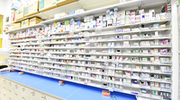 調剤薬局ツルハドラッグ山形南原店の薬棚