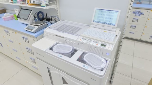 スギ薬局 有松店の調剤器具