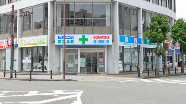 薬局日本メディカルシステム 阪急伊丹店の外観