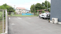 イロドリ薬局の駐車場