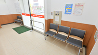 薬局くすりの福太郎　印西内野店の待合スペース