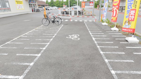 薬局くすりの福太郎　印西内野店の駐輪場