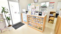 V･drug　福井空港前薬局の受付/カウンター