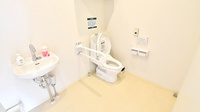 V･drug　福井空港前薬局のお手洗い