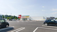 スギ薬局 菰野西店の駐車場