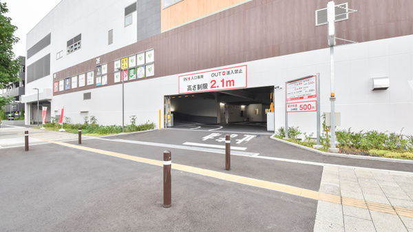 薬局くすりの福太郎　千葉ニュータウン店の駐車場