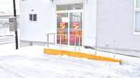 ツルハ薬局　男鹿みさき店の入口