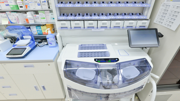 ウォンツアクロスプラザ三原薬局の調剤器具