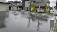 西尾薬局大泉店の駐車場