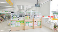 スギ薬局　亀岡東店の受付/カウンター