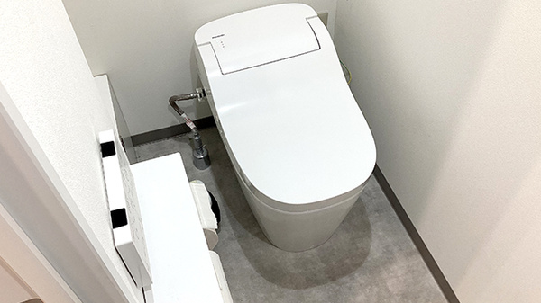 あかさか薬局のお手洗い
