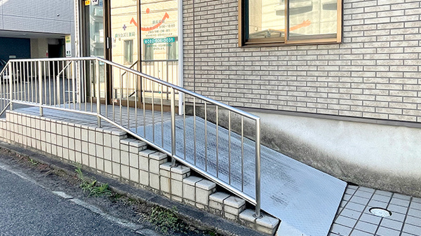 曙タカズミ薬局のバリアフリー設備