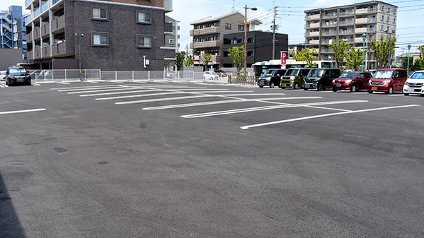 コスモス調剤薬局　那珂川中原店の駐車場