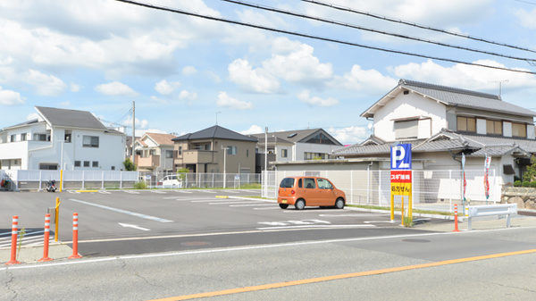 スギ薬局 加古川野口店の駐車場