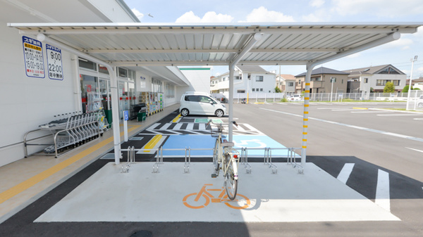 スギ薬局 加古川野口店の駐輪場