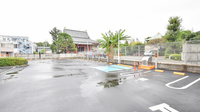 スギ薬局 深沢店の駐車場
