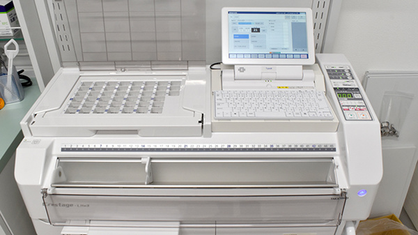 コスモファーマ　稲荷山薬局の調剤器具