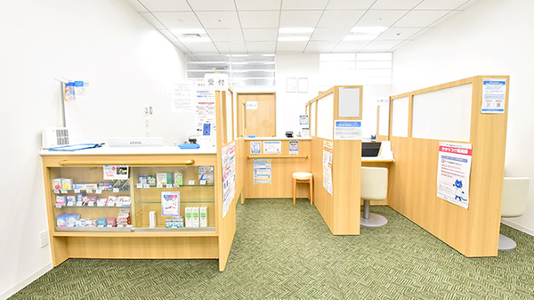 ファーマライズ薬局 梅田店の受付/カウンター