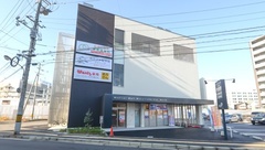 ウォンツ薬局メディカルモール向洋駅北店の外観