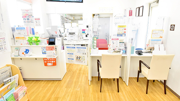 ファーマライズ薬局　浦安中央店の受付/カウンター