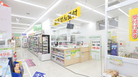 スギ薬局 喜連店の入口