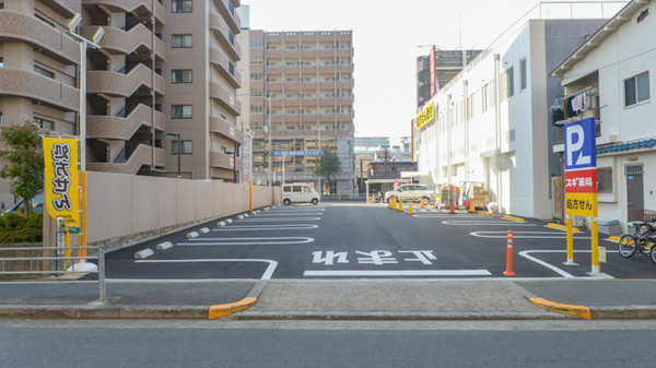 スギ薬局 喜連店の駐車場
