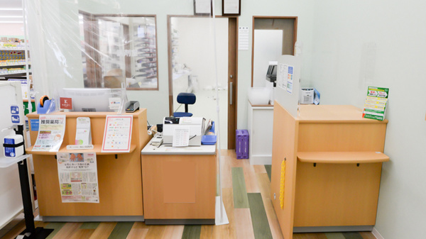 キリン堂薬局　忍ケ丘店の受付/カウンター