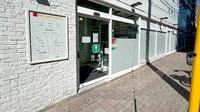 フィットケアエクスプレス日ノ出町駅前店薬局の入口