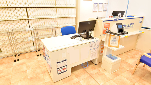 クオール薬局 駒込北店の受付/カウンター