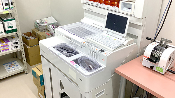 ケンユウきずな薬局の調剤器具