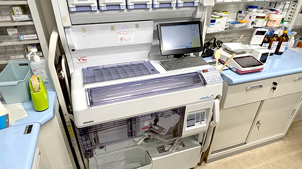 スター薬局 丸の内店の調剤器具