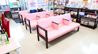 ファーマライズ薬局 入江店の待合スペース
