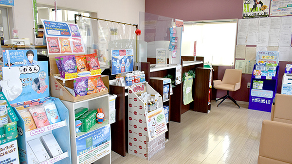 三日月薬局の受付/カウンター