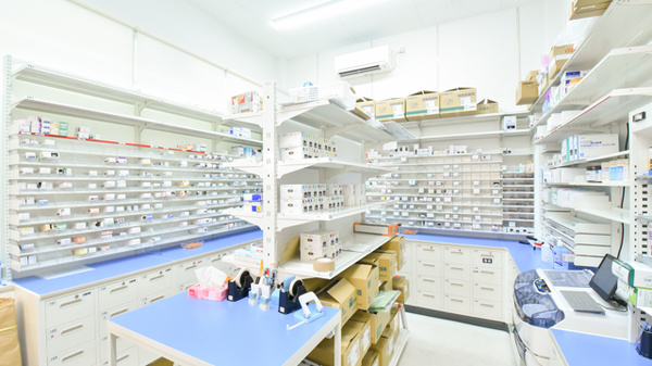 調剤薬局ツルハドラッグ山形瀬波店の調剤室