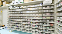 調剤薬局ツルハドラッグいわき三倉店の薬棚
