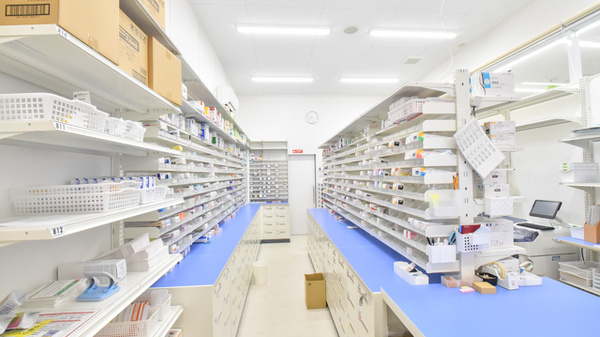調剤薬局ツルハドラッグ横手平鹿店の調剤室