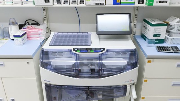 スギ薬局 大府中央店の調剤器具