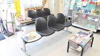 あおば薬局　山北店の待合スペース