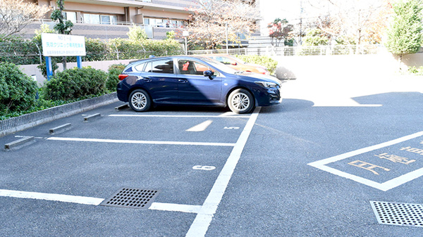 コアラ薬局　白鷺店の駐車場