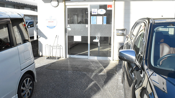 メディカル薬局　宇佐店の入口