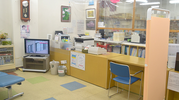 タカサキ薬局穂波店の受付/カウンター